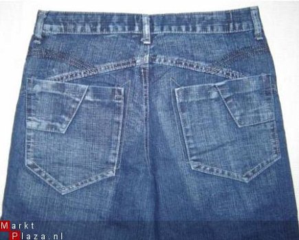 Topper !! Stoere Jongens Jeans maat 12 - 6