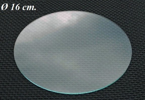 === Vlak glas = ± 16 cm. = gebruikt === 28680 - nr. 1