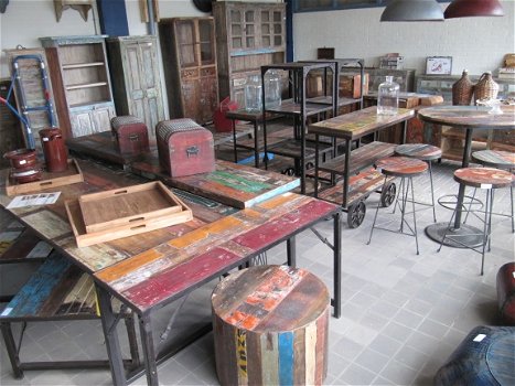 Vintage meubelen en brocante meubels bij brocante-vintage.nl (Teakpaleis) - 1
