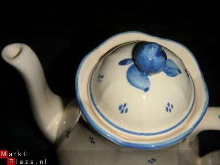 Koffieservies van Zell Harmersbach, blauwe stippen (Bv4b) - 1