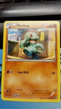 Machop 47/101 BW Plasma Blast - 1