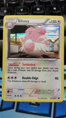 Blissey  82/108 holo BW Dark Explorers