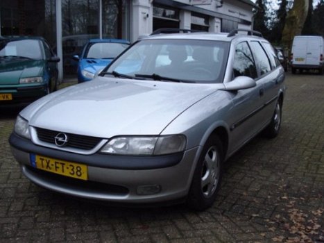 Opel Vectra Wagon - STATION1.8I-16V GL YOUNG - 1
