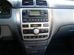 Toyota Avensis Verso - 2.0 16V VVT-I LUNA (7) - 1 - Thumbnail