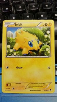 Joltik 33/98 BW Emerging Powers - 1