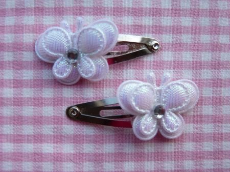 ** Babyhaarspeldjes met parelmoer vlindertje (wit) - nr. 1