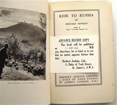 Ride to Russia 1938 (1e dr) Newman - Fietstocht naar Rusland - 1