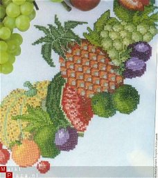 borduurpatroon 4056 rond tafelkleed met exotische vruchten