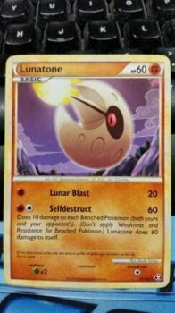 Lunatone 25/102 Rare HS Triumphant - 1