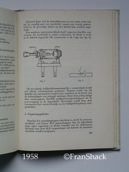 [1958] Theorie der elektronica deel 10, VEV - 4