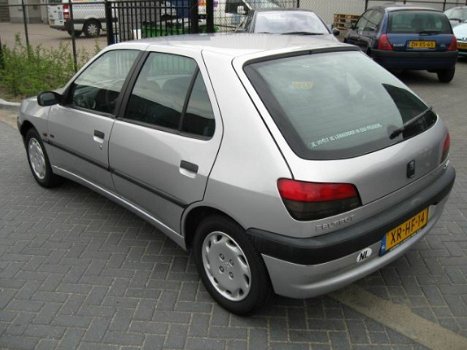 Peugeot 306 - 1.9 XRD - 1