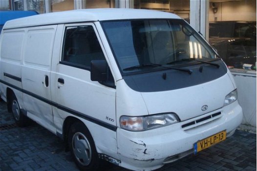 Hyundai H 100 - 2.4 DC B2 - 1