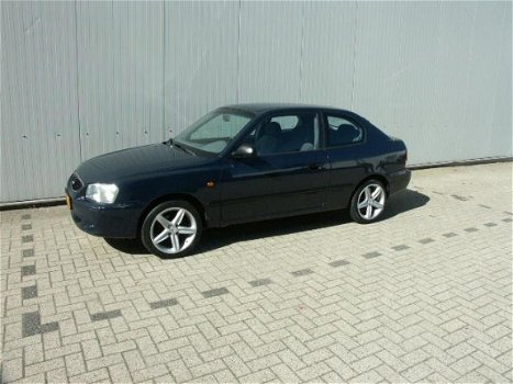 Hyundai Accent - 1.3i LS '03, 147000 KM, AIRCO - 1