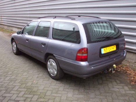 Ford Mondeo Wagon - 1.8 Business Edition - 1