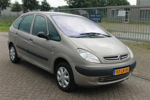 Citroën Xsara Picasso - 1.6i Différence - 1