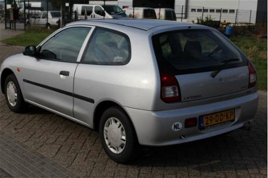 Mitsubishi Colt - 1.3 GLi Peter Mulder JR Emmer-Compascuum - 1