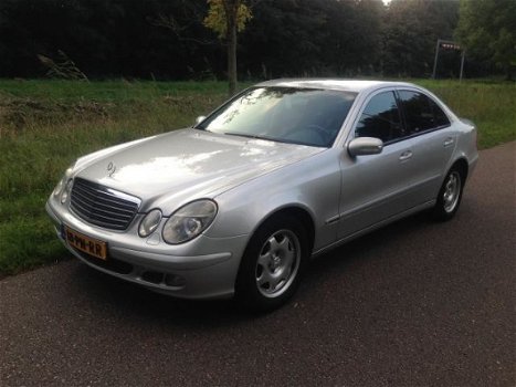 Mercedes-Benz E-klasse - 270 CDI Classic - 1