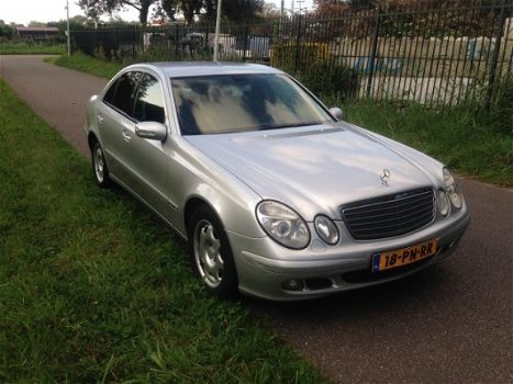 Mercedes-Benz E-klasse - 270 CDI Classic - 1