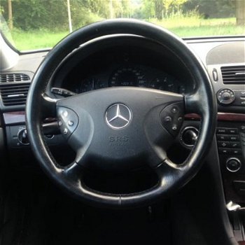 Mercedes-Benz E-klasse - 270 CDI Classic - 1