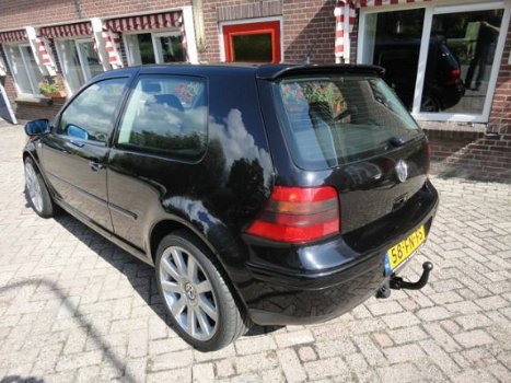 Volkswagen Golf - 1.9 TDI - 1