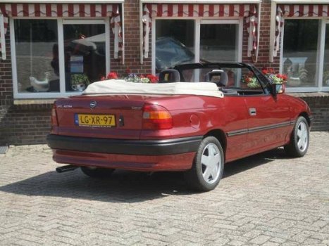 Opel Astra Cabriolet - 1.4Si LMV, St.bekr, CV - RIJKLAAR - 1