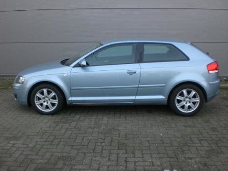 Audi A3 - 1.9 TDIe Attraction Business Edition - 1