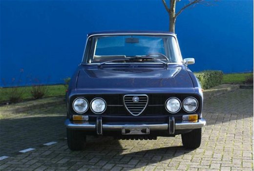 Alfa Romeo 2000 - Berlina - 1