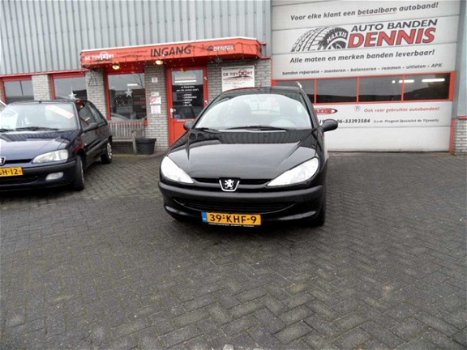 Peugeot 206 - 1.1 XN - 1