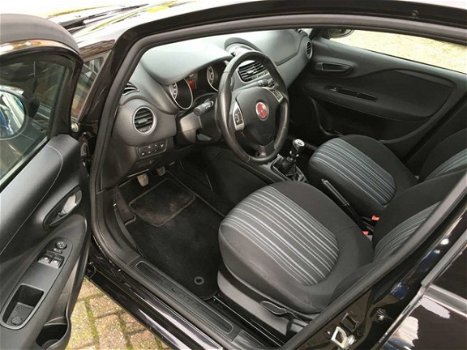 Fiat Punto Evo - 1.2 Active Inclusief 1 jaar garantie - 1