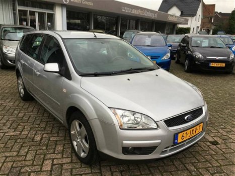 Ford Focus Wagon - 1.6-16V Ambiente - 1