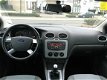 Ford Focus Wagon - 1.6-16V Ambiente - 1 - Thumbnail