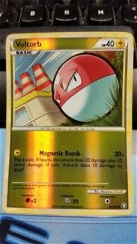 Voltorb 83/102 (reverse) HS Triumphant Gebruikt 2 - 1