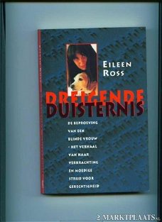 Eileen Ross - Dreigende Duisternis