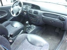 Renault Mégane Cabrio - 1.6 16v dynamique AIRCO bj 2002