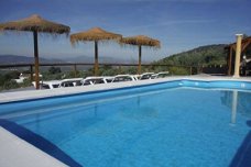 vakantiehuis met tuin en zwembad andalusie