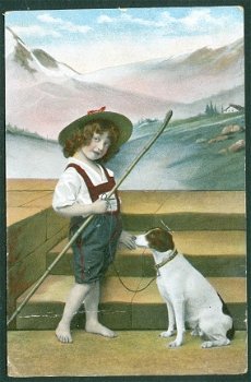 KIND Meisje met hond met berglandschap (Beetgumermolen & Roordahuizum 1911) - 1