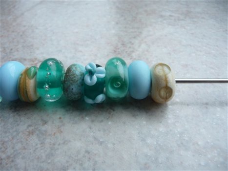 10 handgemaakte kralen / beads sky blue glas handgemaakt. - 3