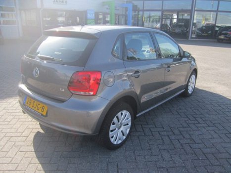 Volkswagen Polo - 1.4-16V COMFORTLINE - 1