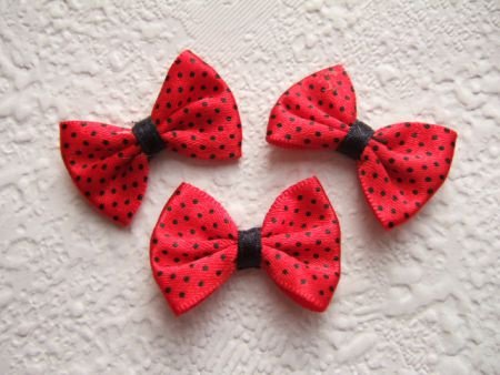 Satijnen polkadots strikje ~ 3,5 cm ~ Rood - 1