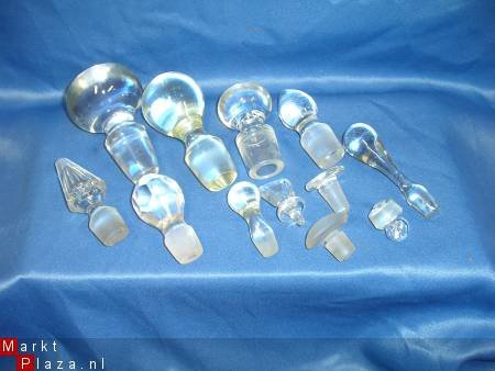 GLAS...glazen en kristallen stoppen . veel verschillende maten (2) - 8
