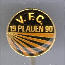 V.F.C. Plaumen epoxy dome speldje ( Boek 1 NR 032 )