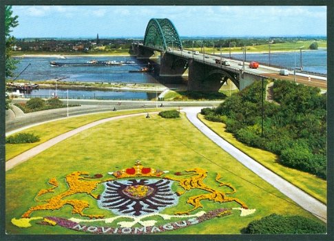 GLD NIJMEGEN Waalbrug met bloementapijt en stadswapen - 1