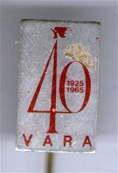 Vara 1925-1965 blik speldje ( BOEK 1 NR_117 ) - 1