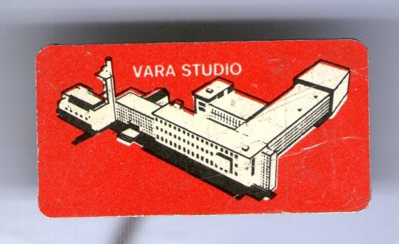 Vara studio blik speldje ( BOEK 1 NR_126 ) - nr. 1
