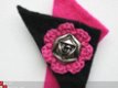 ** Driehoekige vilten broche (zwart/fuchsia) - 1 - Thumbnail