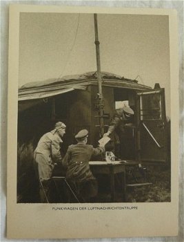 Postkaart / Postkarte, Verlag Die Wehrmacht, Funkwagen der Luftnachrichtentruppe, jaren'40. - 0