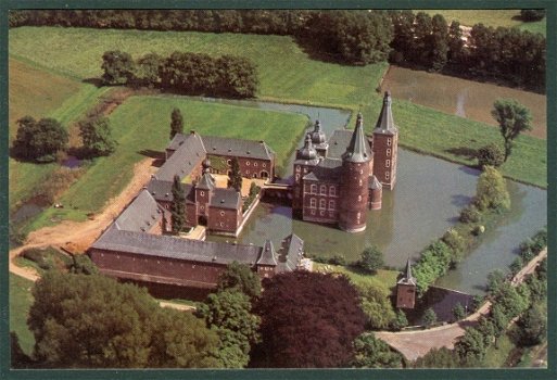 LI HOENSBROEK Kasteel, luchtfoto - 1