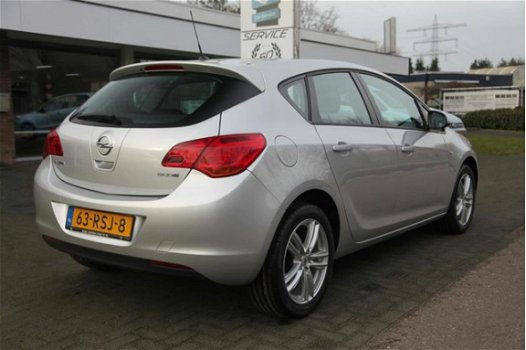Opel Astra - 1.4 Edition 17'' LM [SUPERAANBIEDING] - 1