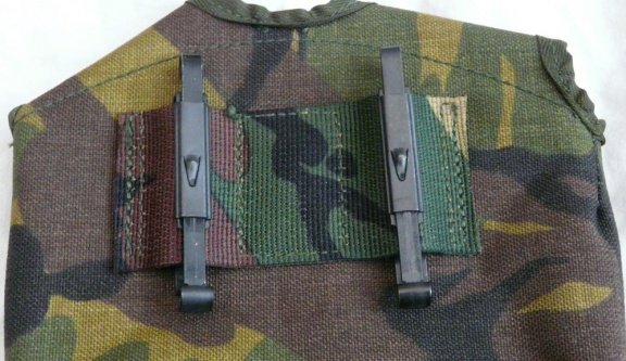 Hoes / Foedraal, Veldfles, Woodland Camouflage, Koninklijke Landmacht, 1996.(1) - 7