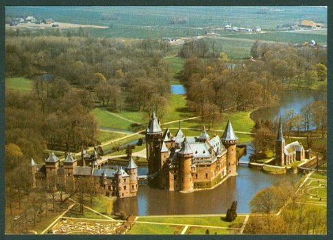 UT HAARZUILENS Kasteel De Haar, luchtfoto - 1